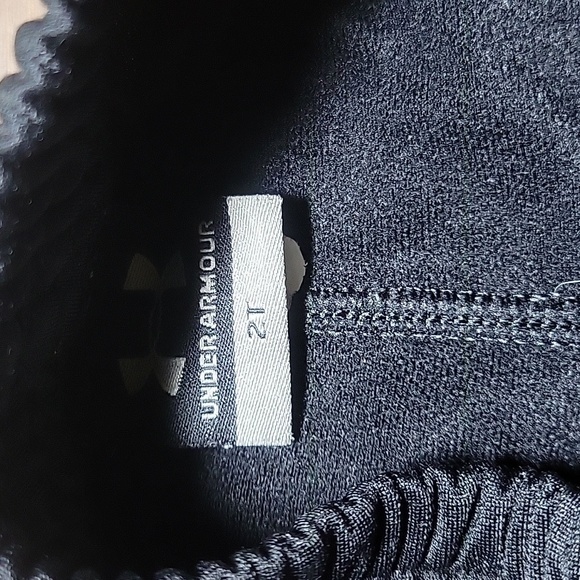 Toddler unisex size 3T Under Armour pants - Picture 3 of 3